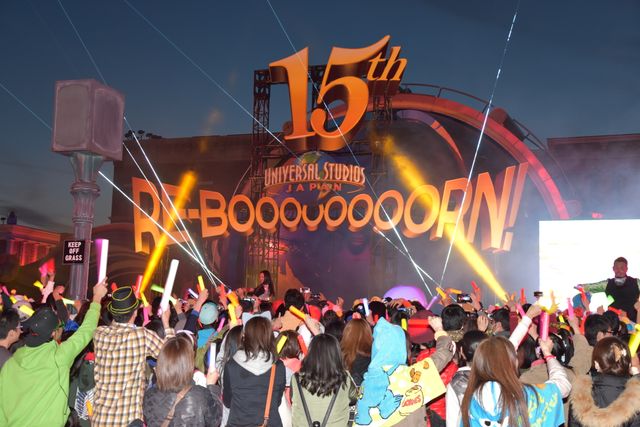 松岡修造が大暴れ！ユニバーサル・スタジオ・ジャパン15周年グランドオープン前夜祭ギャラリー（8枚目）