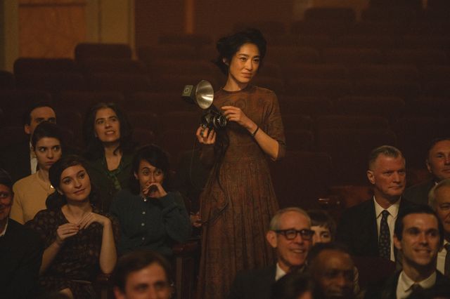 ティモシー・シャラメらと共演！初音映莉子『名もなき者／A COMPLETE UNKNOWN』場面写真（2枚目）