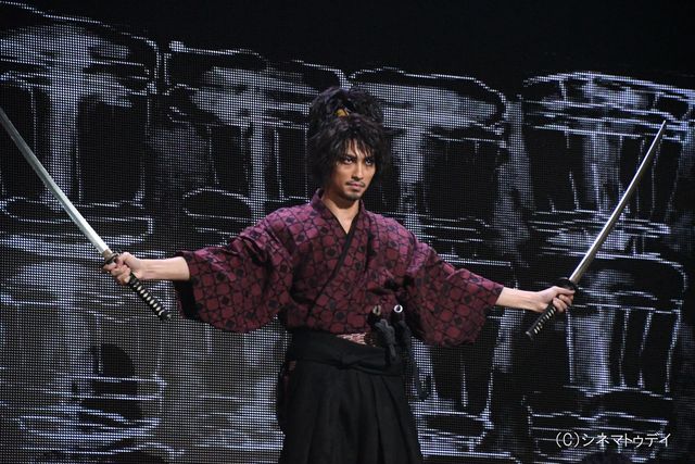 横浜流星、宮本武蔵役で圧巻の二刀流！「巌流島」ゲネプロ（15枚目）