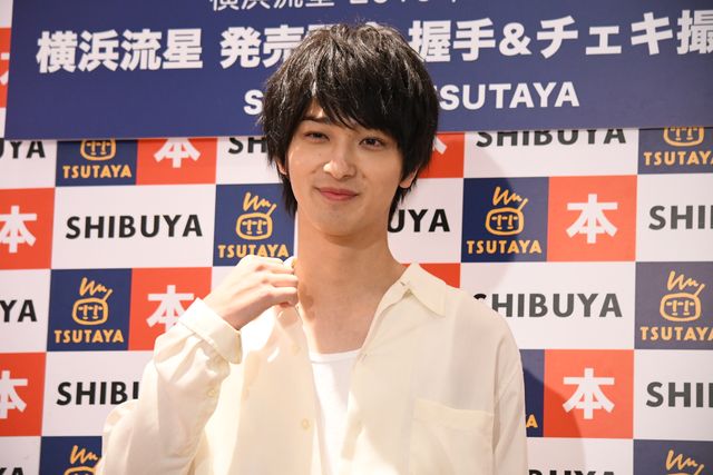 ブレイク必至・横浜流星のほほ笑み！「横浜流星 2019カレンダー」出版記念イベント（3枚目）