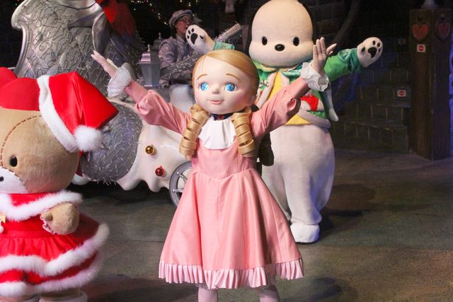 YOSHIKIがゴンドラに乗ってハローキティパレードに登場！　ニューアルバムについても言及（2枚目）