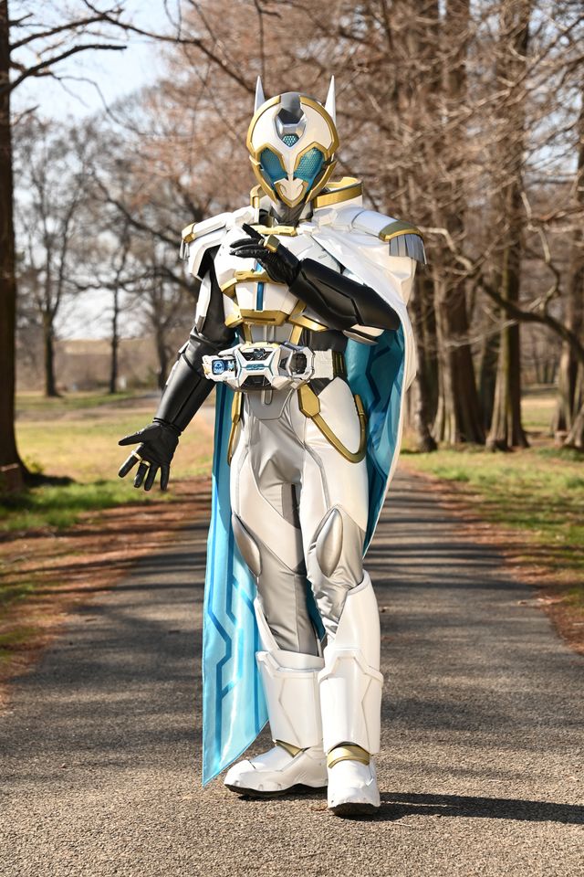 ジョージ・狩崎、橘朔也が所長を務めるBOARDへ！「仮面ライダーアウトサイダーズep.3」場面写真（2枚目）