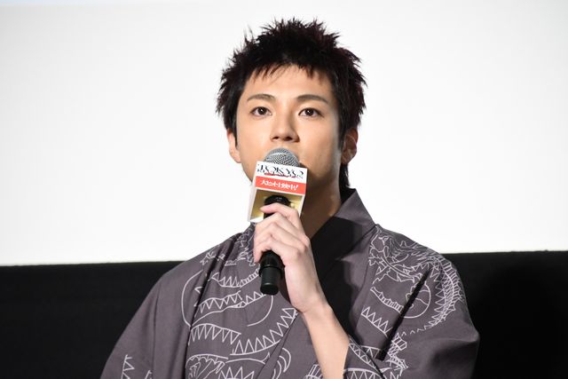 吉沢亮＆山田裕貴が浴衣姿でヒットをお祝い！『東京リベンジャーズ』大ヒット御礼舞台あいさつ（6枚目）