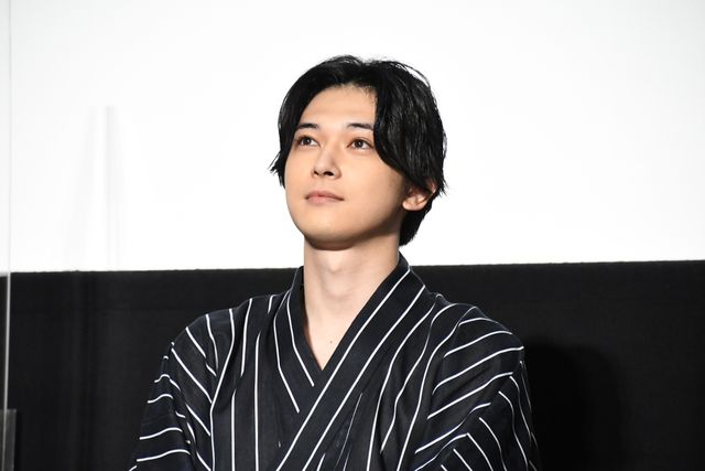 吉沢亮＆山田裕貴が浴衣姿でヒットをお祝い！『東京リベンジャーズ』大ヒット御礼舞台あいさつ（19枚目）