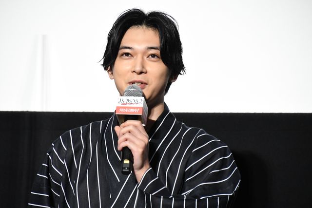 吉沢亮＆山田裕貴が浴衣姿でヒットをお祝い！『東京リベンジャーズ』大ヒット御礼舞台あいさつ（24枚目）