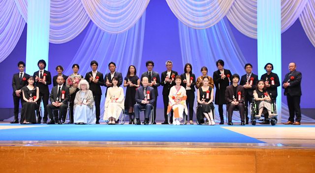 のんが主演女優賞に輝く！第30回日本映画批評家大賞授賞式：フォトギャラリー