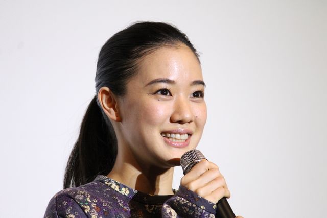 蒼井優＆阿部サダヲ、大阪で『彼女がその名を知らない鳥たち』舞台あいさつ（9枚目）