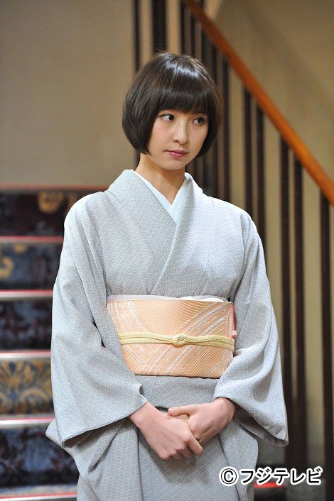 篠田麻里子、初の悪女役に挑戦！ドラマ「銭女」フォトギャラリー（2枚目）