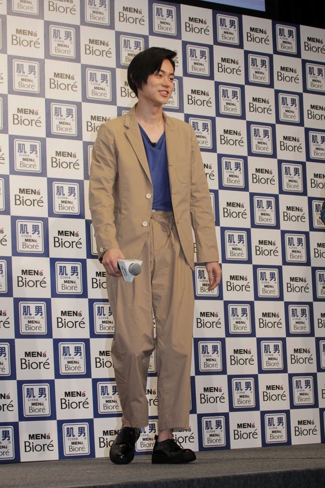 菅田将暉＆澤部佑は似ている!?「メンズビオレ　新『肌男』就任・新CM発表会」ギャラリー（7枚目）