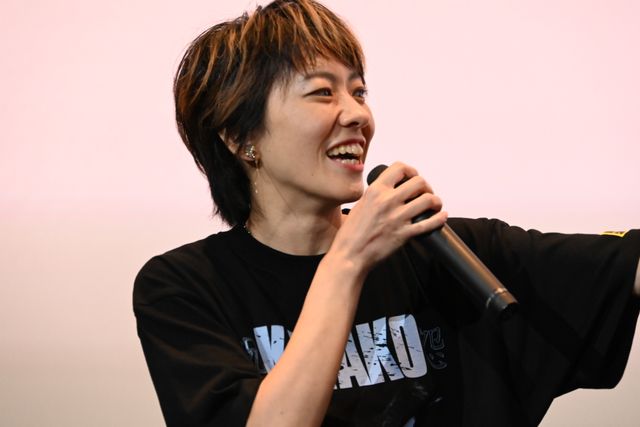 三輪明日美＆三輪ひとみが揃って登壇！『呪怨〈4K：Vシネマ版〉』イベントフォトギャラリー（6枚目）