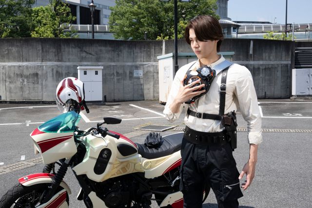 莫が冷酷な男へ変貌…「仮面ライダーゼッツ」第23話場面カット：フォトギャラリー