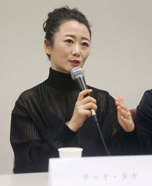 ジャ・ジャンクー監督＆チャオ・タオが来日　『帰れない二人』記者会見（2枚目）