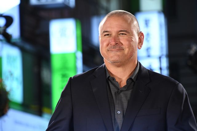 シュワちゃん、スマホカバーは『コマンドー』！（16枚目）