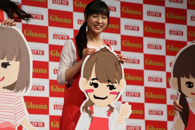 広瀬すず、土屋太鳳 、松井愛莉がお互いの似顔絵を描くと…ロッテ・ガーナ新CM発表会（3枚目）