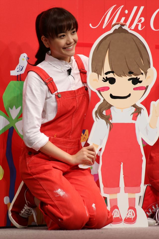 広瀬すず、土屋太鳳 、松井愛莉がお互いの似顔絵を描くと…ロッテ・ガーナ新CM発表会（7枚目）