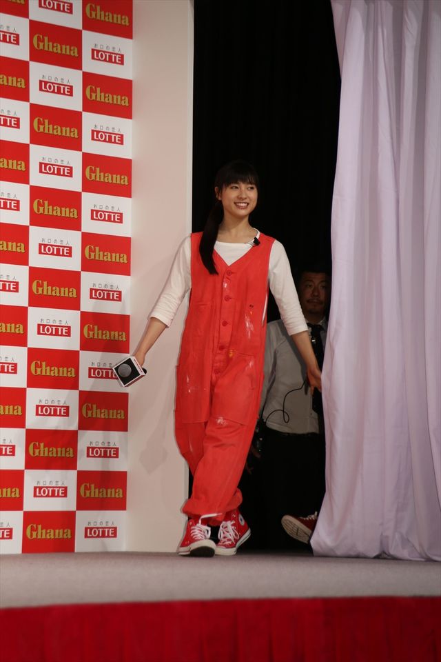 広瀬すず、土屋太鳳 、松井愛莉がお互いの似顔絵を描くと…ロッテ・ガーナ新CM発表会（20枚目）