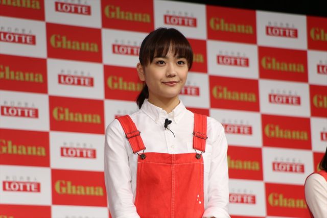 広瀬すず、土屋太鳳 、松井愛莉がお互いの似顔絵を描くと…ロッテ・ガーナ新CM発表会（29枚目）