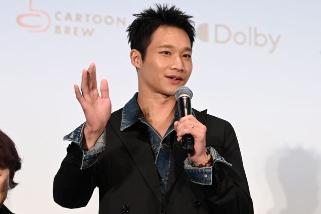 堤真一、『弾丸ランナー』SABU監督と久々タッグ！霧島れいか、アキラ・ホァンと『記憶ゼロ』舞台挨拶（17枚目）