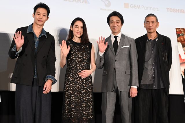 堤真一、『弾丸ランナー』SABU監督と久々タッグ！霧島れいか、アキラ・ホァンと『記憶ゼロ』舞台挨拶（21枚目）