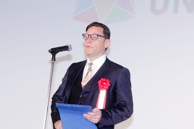 石原さとみ、シースルーの装いで登壇！新映画館「ローソン・ユナイテッドシネマ STYLE-S みなとみらい」セレモニー（8枚目）