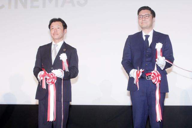 石原さとみ、シースルーの装いで登壇！新映画館「ローソン・ユナイテッドシネマ STYLE-S みなとみらい」セレモニー（16枚目）