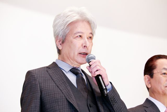 水谷豊「4代目はよくやっている」と反町隆史を絶賛『相棒－劇場版IV－　首都クライシス　人質は50万人！特命係　最後の決断』初日舞台あいさつフォトギャラリー（4枚目）