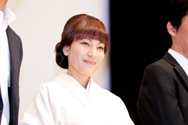 水谷豊「4代目はよくやっている」と反町隆史を絶賛『相棒－劇場版IV－　首都クライシス　人質は50万人！特命係　最後の決断』初日舞台あいさつフォトギャラリー（5枚目）