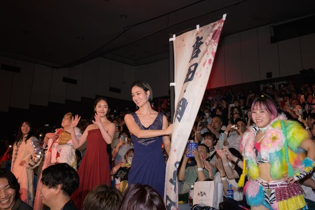 ゆりやん＆唐田えりか、バッチバチ！「極悪女王」イベント【ハイライト】（3枚目）