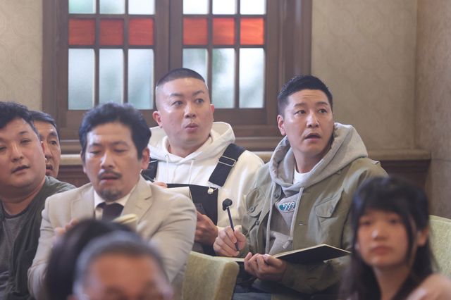 ミルクボーイ、月9「イチケイのカラス」第2話にゲスト出演！（3枚目）