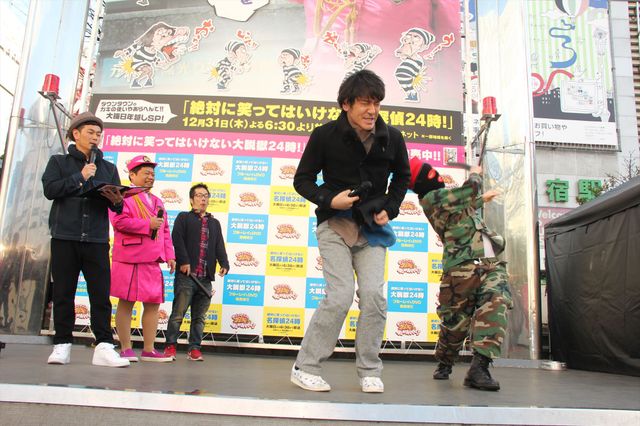 うぇっ～　ココリコ遠藤、強烈キスに苦悶！ギャラリー（6枚目）