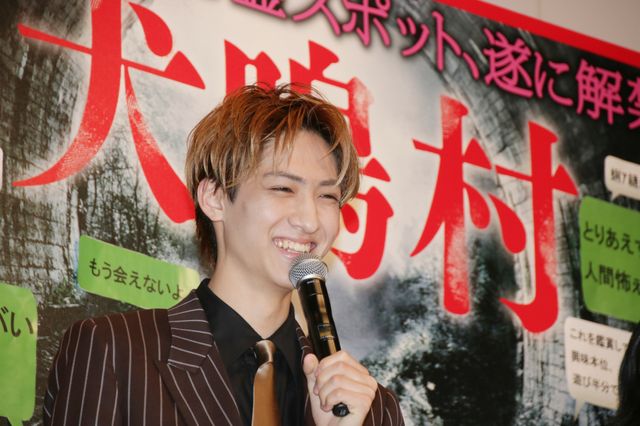 三吉彩花が観客を魅了！『犬鳴村』初日舞台あいさつ（5枚目）