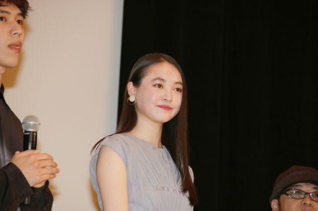 三吉彩花が観客を魅了！『犬鳴村』初日舞台あいさつ（6枚目）