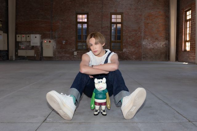 千賀健永、FiNGAくんと台北下見！海外で個展「FiNGAiSM in 台北」開催：フォトギャラリー