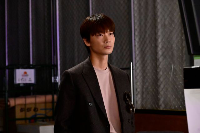 石原さとみ＆綾野剛「恋はDeepに」胸キュンの場面写真（8枚目）