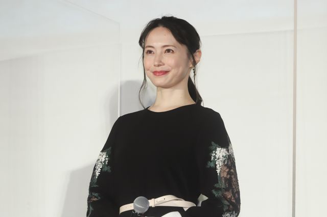 多部未華子、岩田剛典ら豪華キャスト登壇！映画『空に住む』完成披露舞台あいさつ（4枚目）