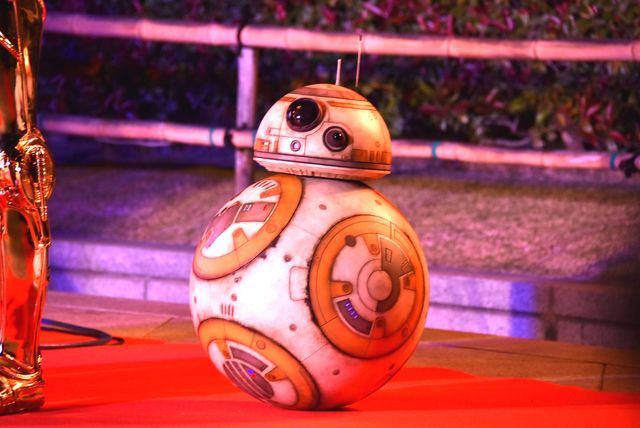 C-3PO、R2-D2、BB-8が東大寺を訪問！「スター・ウォーズ音楽奉納」イベント：フォトギャラリー