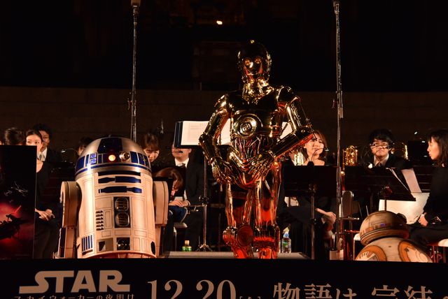 C-3PO、R2-D2、BB-8が東大寺を訪問！「スター・ウォーズ音楽奉納」イベント（2枚目）