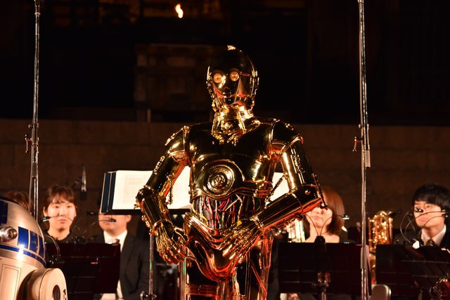 C-3PO、R2-D2、BB-8が東大寺を訪問！「スター・ウォーズ音楽奉納」イベント（4枚目）