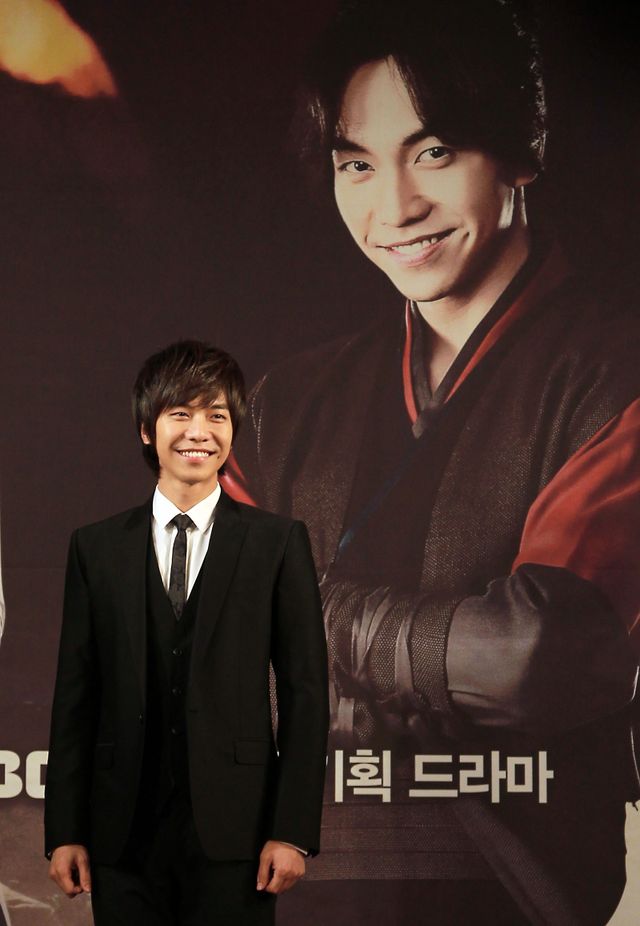 「九家の書」イ・スンギ、ダイエットの苦痛を吐露＜韓国JPICTURES＞（2枚目）