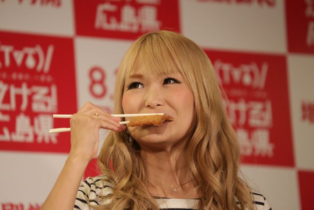 広島県「泣ける○○認定課長」発足記者発表会にアンガールズら広島出身のタレント大集合！（4枚目）