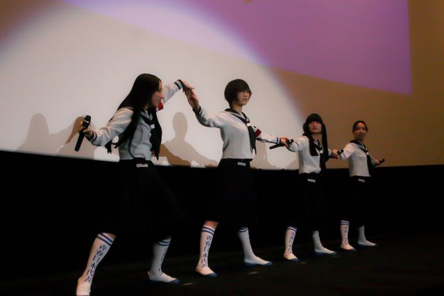 新しい学校のリーダーズの舞台挨拶が超泣ける！『青春イノシシ ATARASHII GAKKO! THE MOVIE』（11枚目）