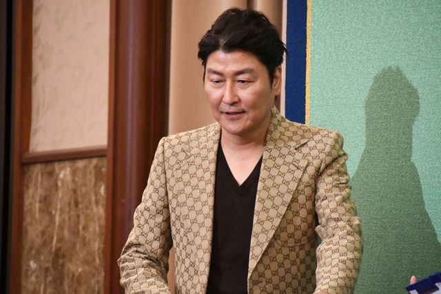 【7枚】『パラサイト』日本における韓国映画歴代興収1位に！（3枚目）