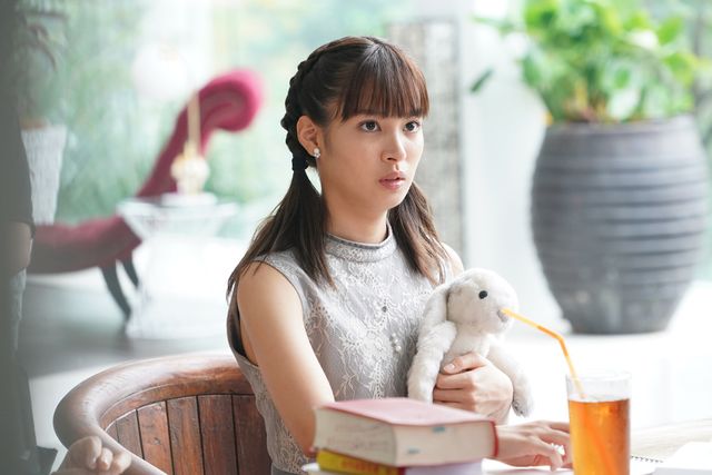 【7枚】美女！『コンフィデンスマンJP プリンセス編』コックリ役の関水渚（3枚目）