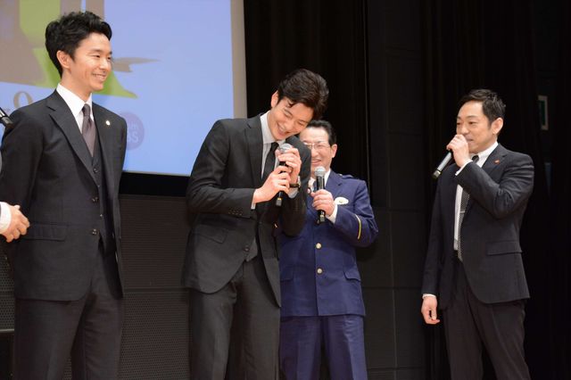 長谷川博己、芳根京子、安田顕ら「小さな巨人」キャストが一堂に集結！：フォトギャラリー