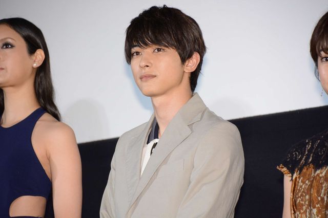 二階堂ふみ、山崎賢人、菜々緒ほか『オオカミ少女と黒王子』初日舞台あいさつ（3枚目）