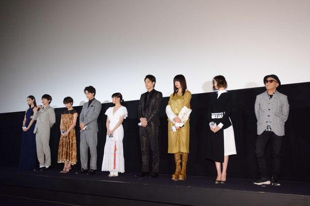 二階堂ふみ、山崎賢人、菜々緒ほか『オオカミ少女と黒王子』初日舞台あいさつ（12枚目）