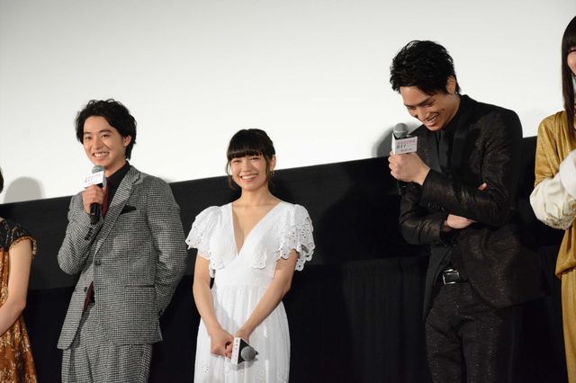 二階堂ふみ、山崎賢人、菜々緒ほか『オオカミ少女と黒王子』初日舞台あいさつ（21枚目）