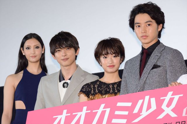 二階堂ふみ、山崎賢人、菜々緒ほか『オオカミ少女と黒王子』初日舞台あいさつ（27枚目）