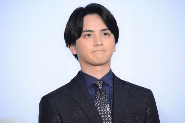 松本穂香＆瀬戸利樹、笑顔がまぶしい！『君は彼方』初日舞台あいさつ（7枚目）