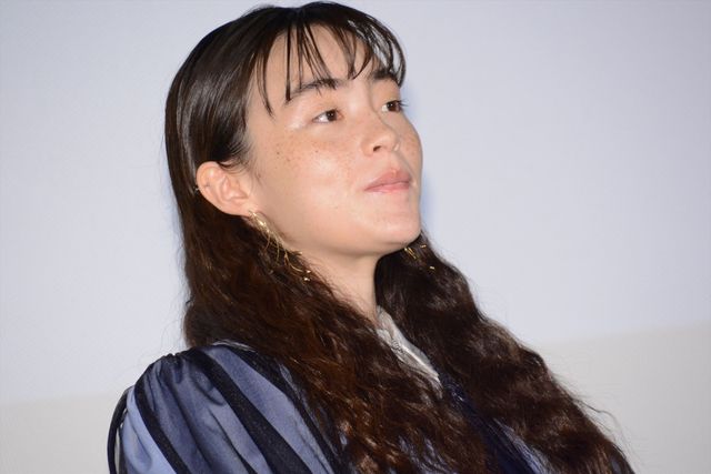 佐藤勝利＆高橋海人が即興芝居を披露！『ブラック校則』初日舞台あいさつ：フォトギャラリー